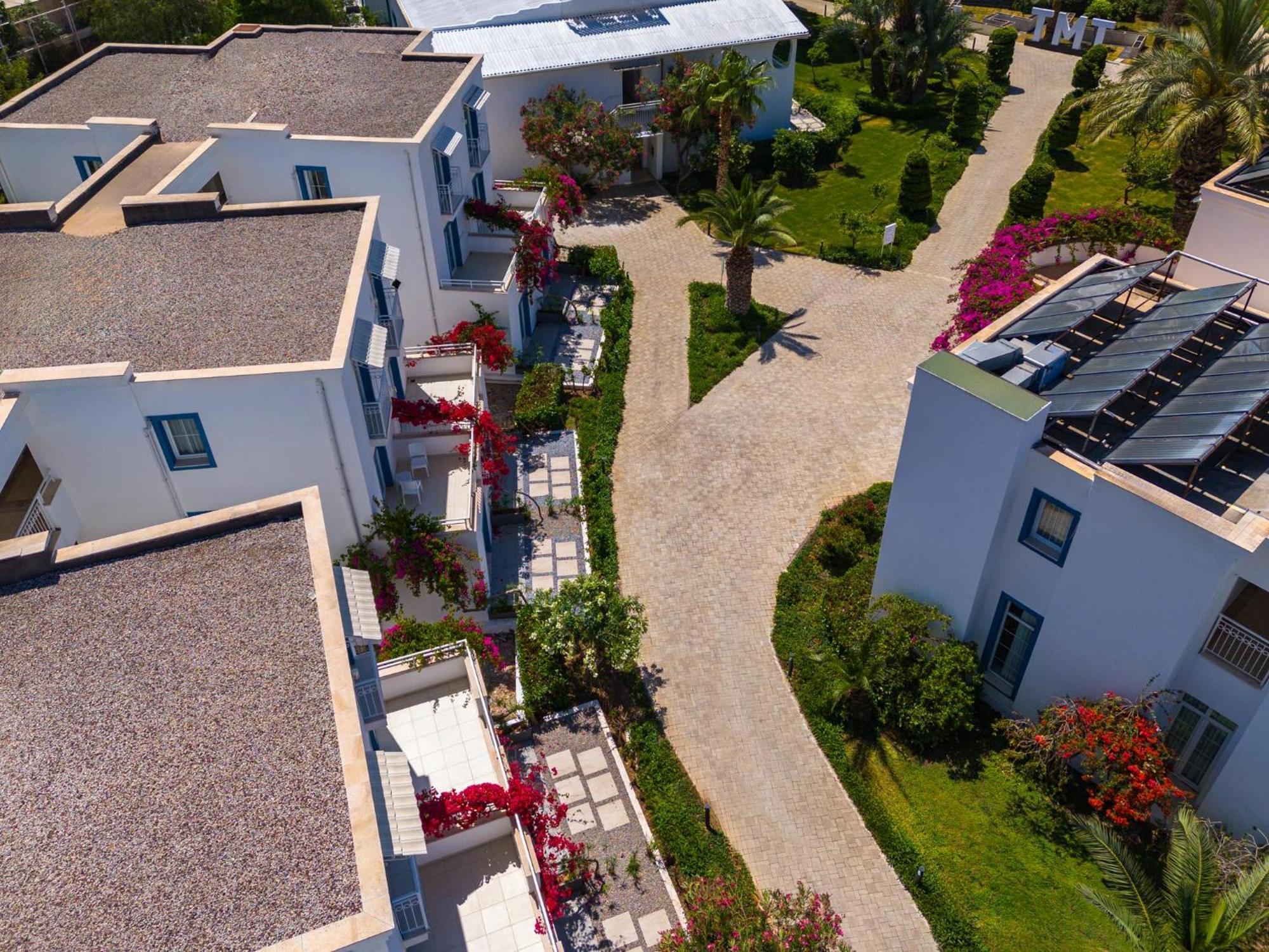 博德鲁姆拉布蓝达tmt度假村 外观 照片 Aerial view of the hotel